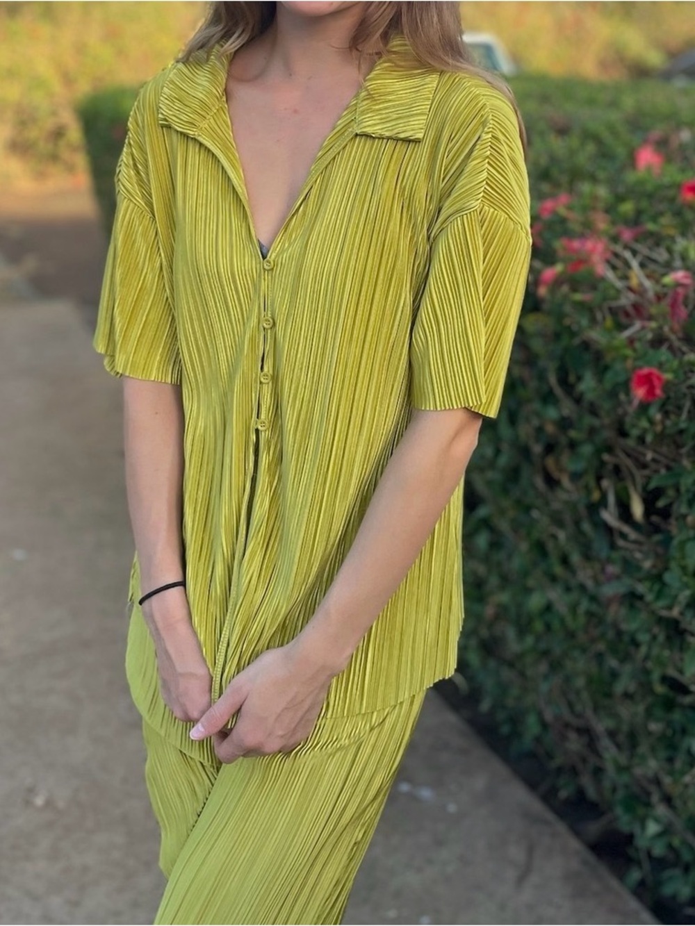 Pleated Button-Front Pajama Set in Chartreuse - Women - Picture 2 of 6